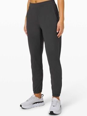 Lululemon Adapted State High-Rise Jogger Graphite Grey Regular Size 10 EUC